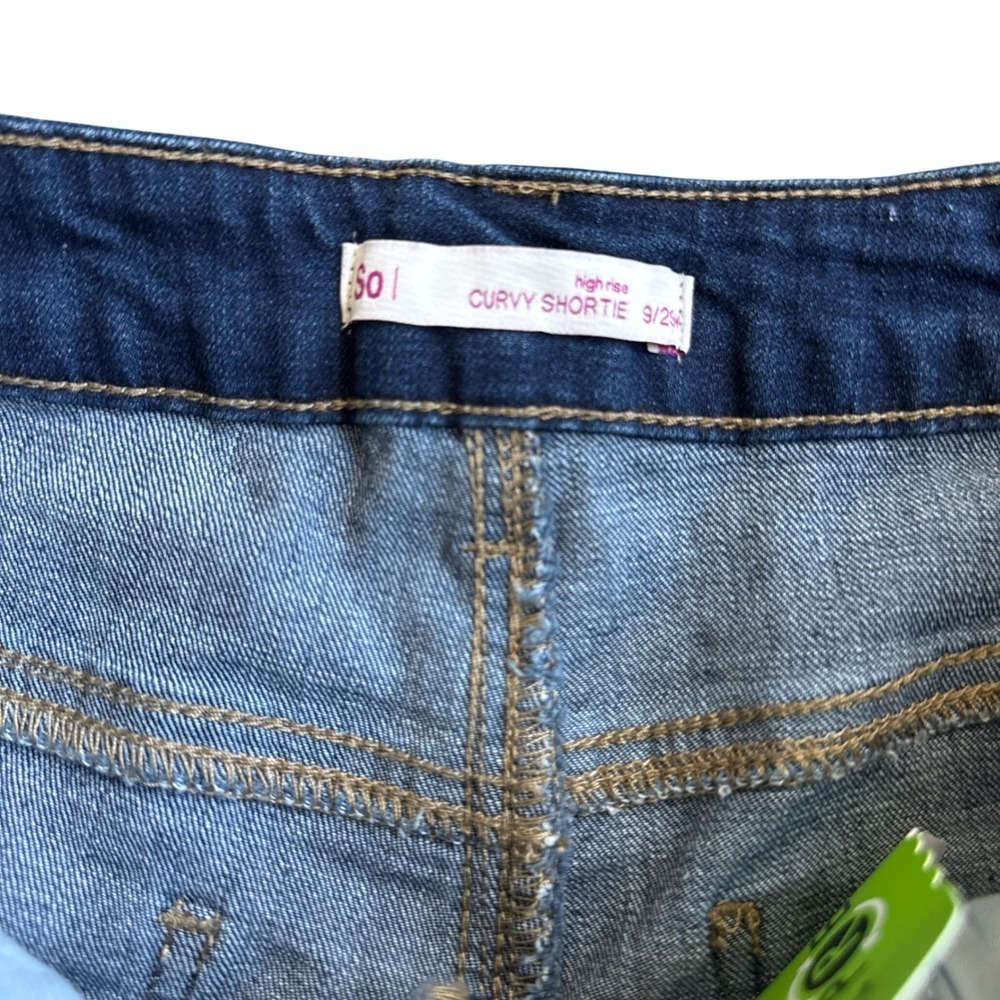 SO High Rise Curvy Shortie Denim Shorts Dark Wash Cuffed Womens - Picture 3 of 3